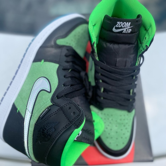 Mens Nike Air Jordan Hi Zoom Air (1's) - Picture 3 of 7